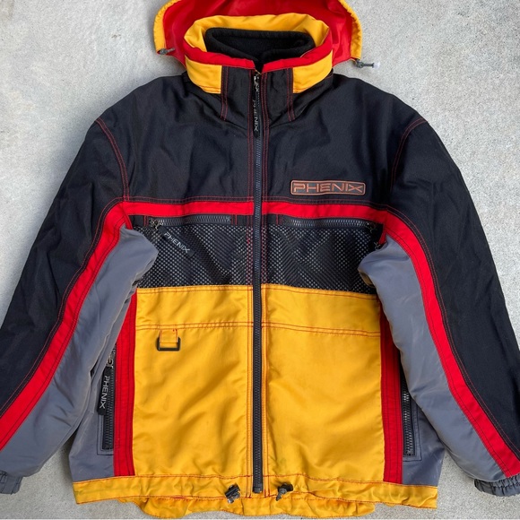 ⭐️ 5/$50 - Phenix yellow and black winter jacket - size M - Picture 2 of 8